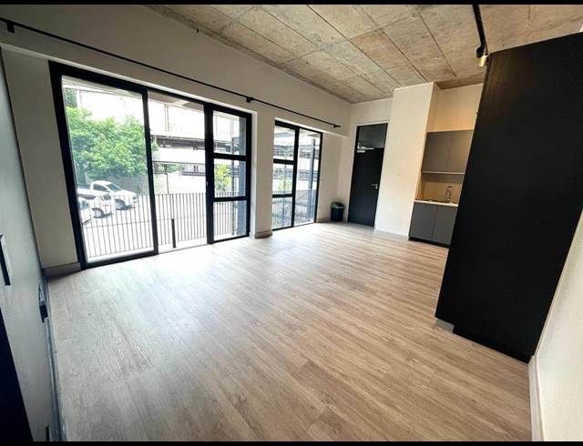 1 BEDROOM APARTMENT FOR SALE IN SANDOWN